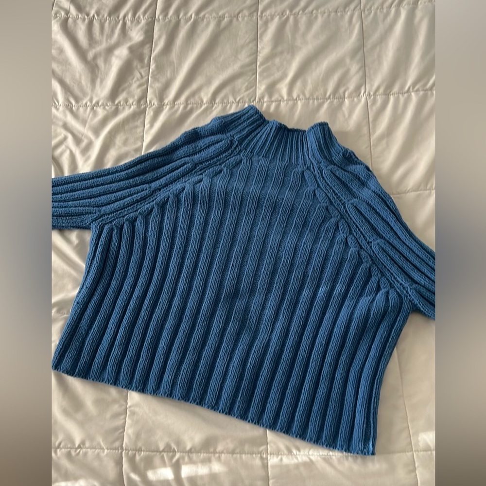 american eagle cropped mock neck chenille sweater - Picture 5 of 5